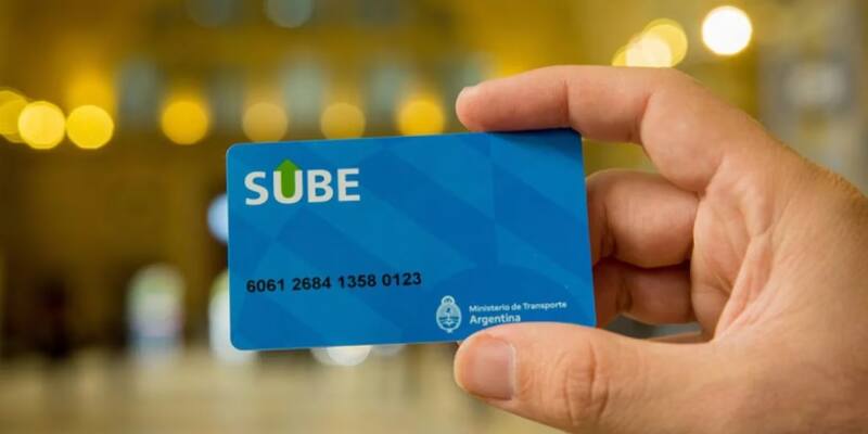Desde el Gobierno analizan la quita de subsidio gradual al transporte público.