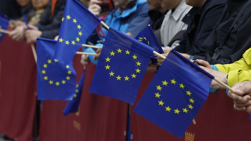 Crece el trabajo en la UE, pero la pobreza no deja de subir, advierte la Comisión Europea.