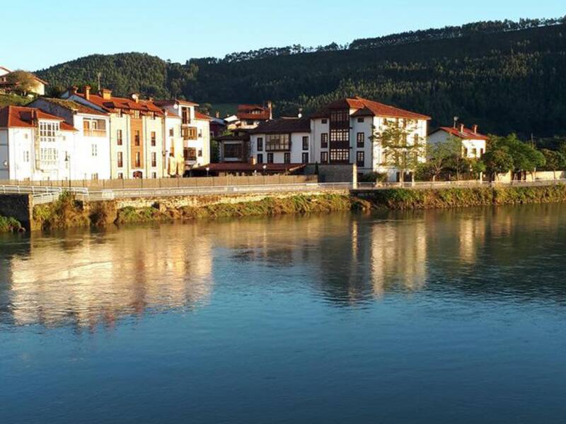 Rutas de senderismo en Unquera. Fuente: Wikipedia.