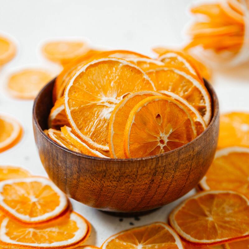 La cáscara de naranja tiene propiedades medicinales muy beneficiosas para la piel. Imagen: archivo.
