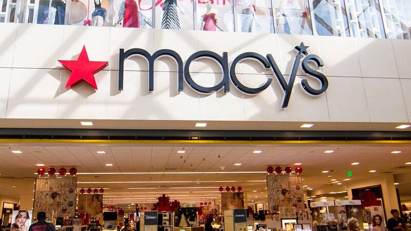 Macy's contaba con 1,100 tiendas; para 2026, su número de sucursales se reducirá a 350.
