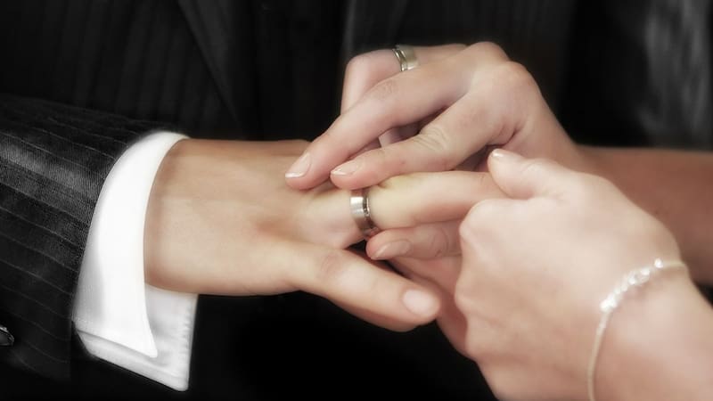 El Consulado permite obtener la nacionalidad por vía del matrimonio.