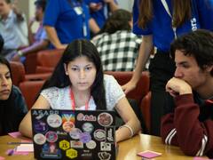 Sueldos en tecnología: cuánto cobra el sector hoy y cómo lograron tener 100% de aumento