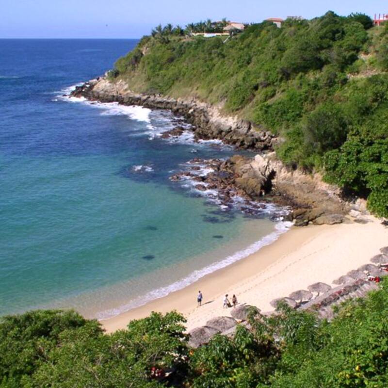 Playa Carrizalillo es un rincón perfecto para los que inician en el surf y buscan aguas más tranquilas. Foto: programadestinosmexico.com