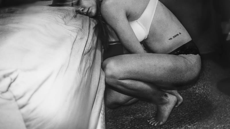 Cómo solicitar la baja laboral por menstruación que permite no trabajar unos días al mes: requisitos y paso a paso.