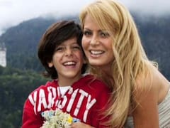 Operan al hijo de Menem y Bolocco será de un tumor cerebral