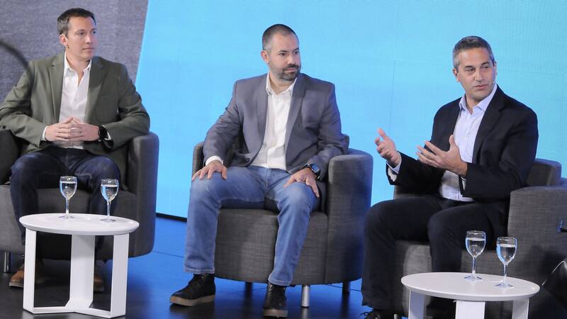 Martín Bellocq (Ualá), Sebastián Sarasate (Andreani) y Diego Martínez (Movistar Argentina)