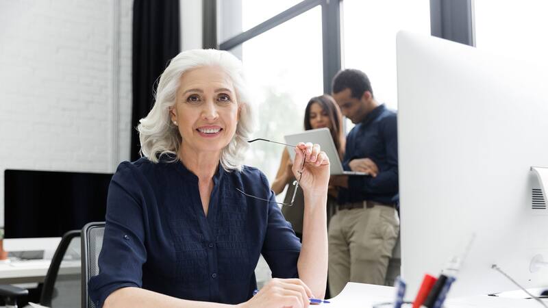 Las beneficiarias recibirán 480 euros mensuales mientras buscan nuevas oportunidades laborales.