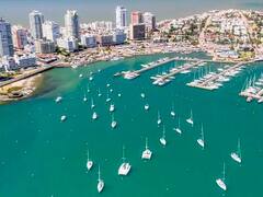 Vuelven los depósitos de argentinos a los bancos de Uruguay y son récord