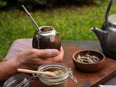 El truco definitivo para eliminar el óxido de la bombilla del mate con un solo ingrediente