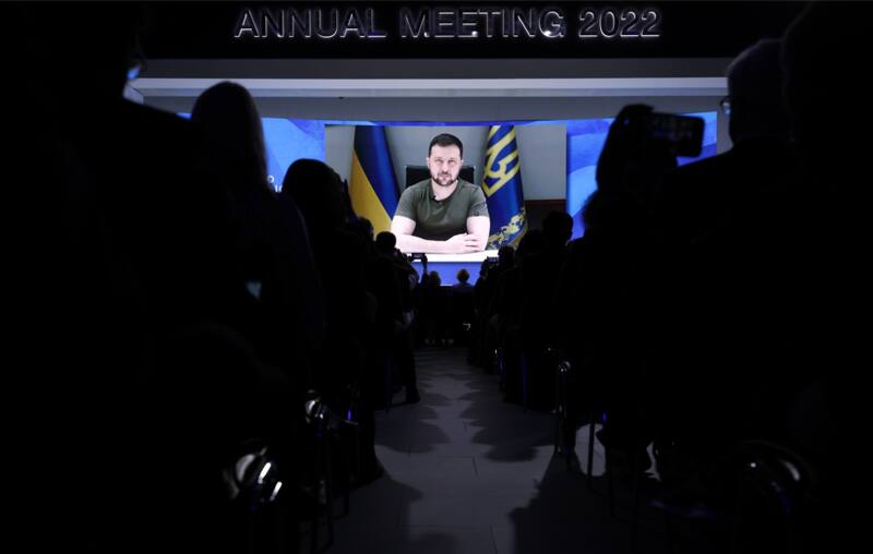Volodímir Zelenski participó de forma virtual en el Foro de Davos 2022 - Bloomberg
