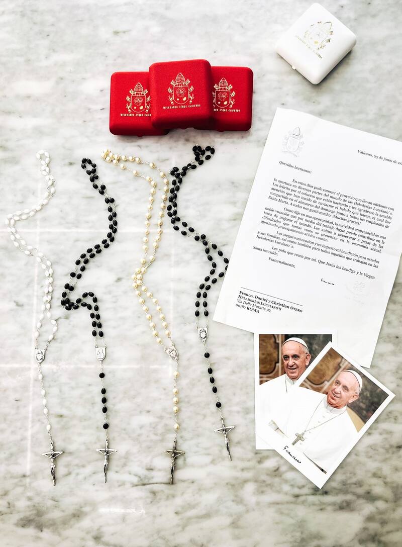 El envío de Francisco a Lucciano's.