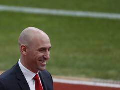 La FIFA inhabilita por 3 años a Rubiales por besar sin consentimiento a Jenni Hermoso