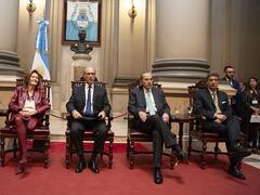 La Corte falló en contra de la re-reelección en La Rioja y Río Negro