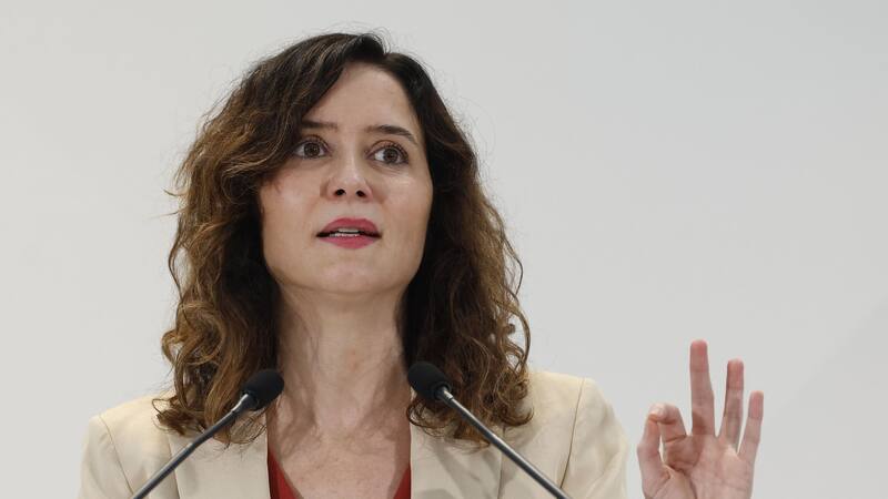 El PSOE exige la dimisión de Isabel Díaz Ayuso tras el escándalo de su pareja.