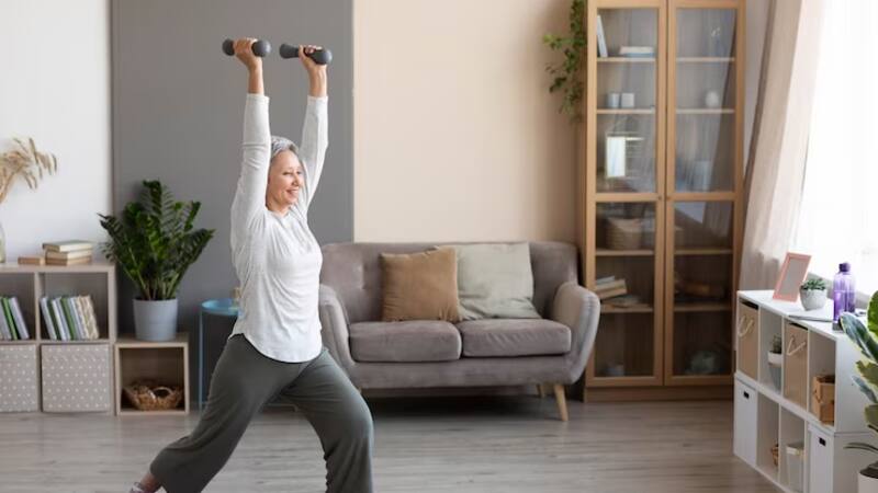 Adiós al dolor de espalda: 3 ejercicios para fortalecer el cuerpo y vivir por mucho tiempo.