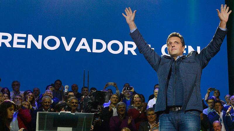 A tres días del cierre de listas, el líder del Frente Renovador, Sergio Massa, confirmó los nombres que encabezarán la lista de candidatos a legisladores nacionales en la Ciudad de Buenos Aires