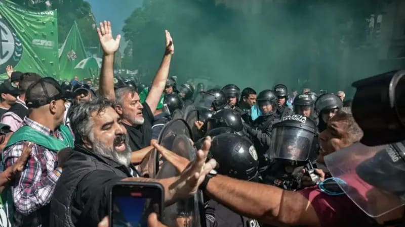 <div class="migrated-promo-image__description"><div class="migrated-promo-image__source">Fuente: Prensa ATE</div></div>