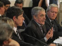 Das Neves reaccionó contra la ayuda financiera a Vidal y desafía a Macri