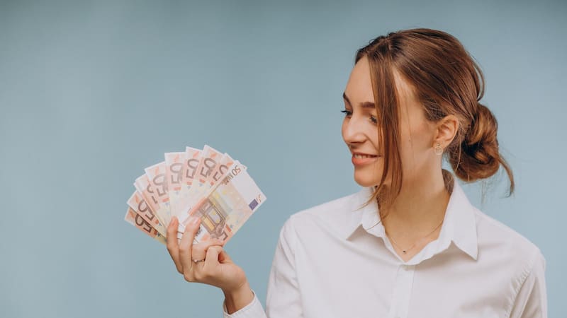 Hacienda aplicará nuevas reducciones en el IRPF que pueden suponer devoluciones de hasta 1.000 euros.