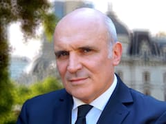 Espert contra Cristina por las indemnizaciones: "Vive en un táper, no trabajó nunca, es una extraterrestre"