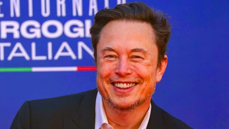 Elon Musk estudió en la Universidad de Pensilvania y su éxito comenzó al fundar la empresa PayPal.