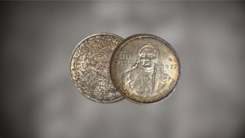 La moneda de 100 pesos está siendo vendida por 400,000 pesos. Foto: Mercado Libre/TV Azteca