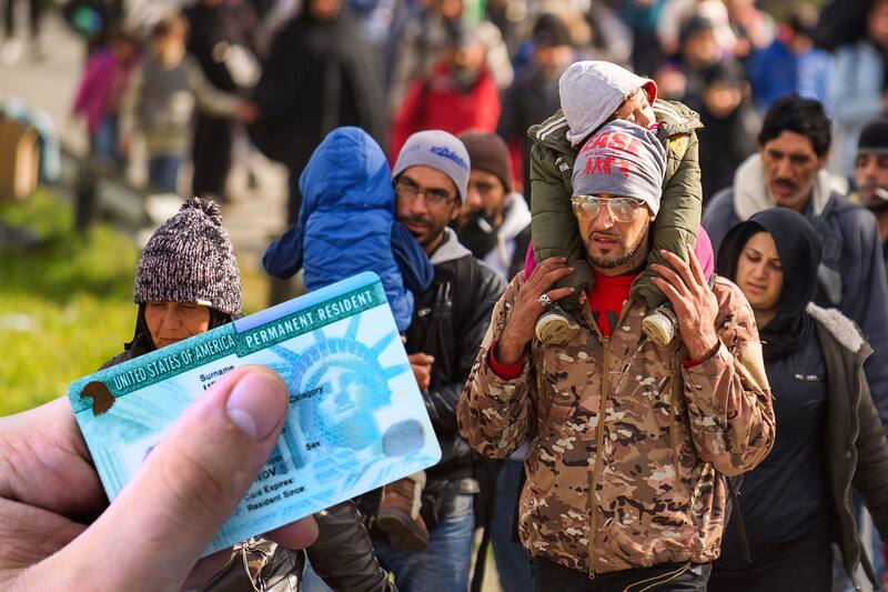 Estados Unidos confirmó que revocará las Green Card de todos los inmigrantes por estos motivos. Fuente: Archivo.