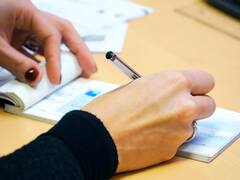 Cheques: vuelve el clearing sin que los bancos abran sus puertas