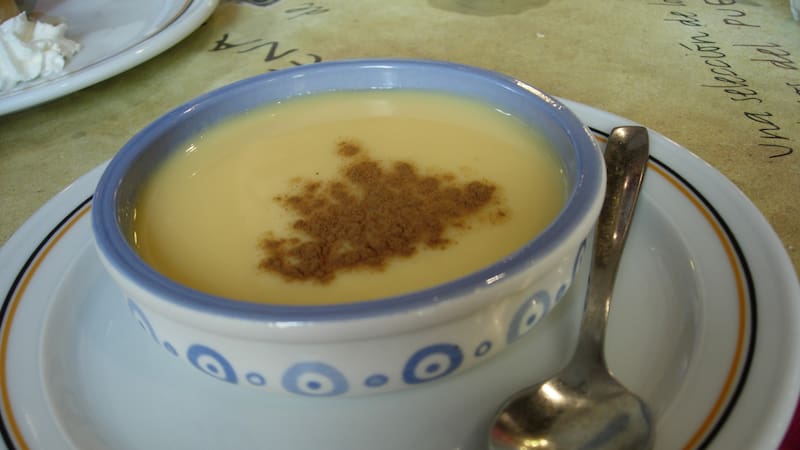 Natilla española, la receta del postre de las abuelas que nunca pasa de moda.