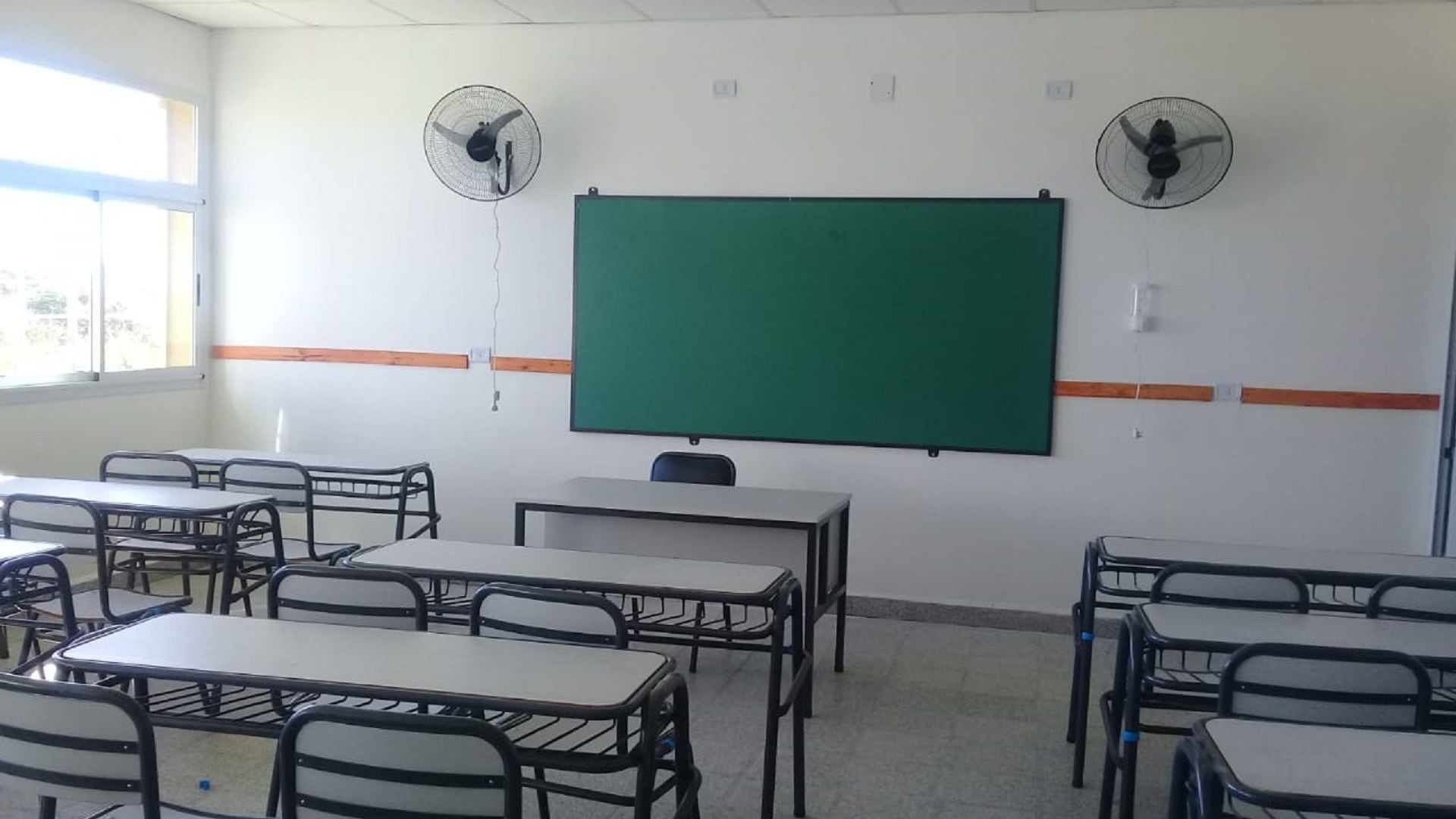 Paro docente: el Gobierno inspeccionará las escuelas para garantizar el 75% de actividad y advierte sanciones