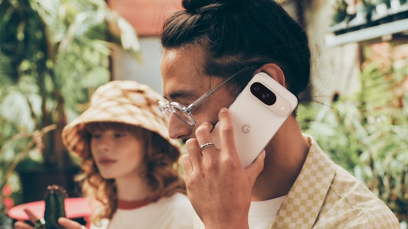 En un evento, Google presentó su nueva línea de móviles.