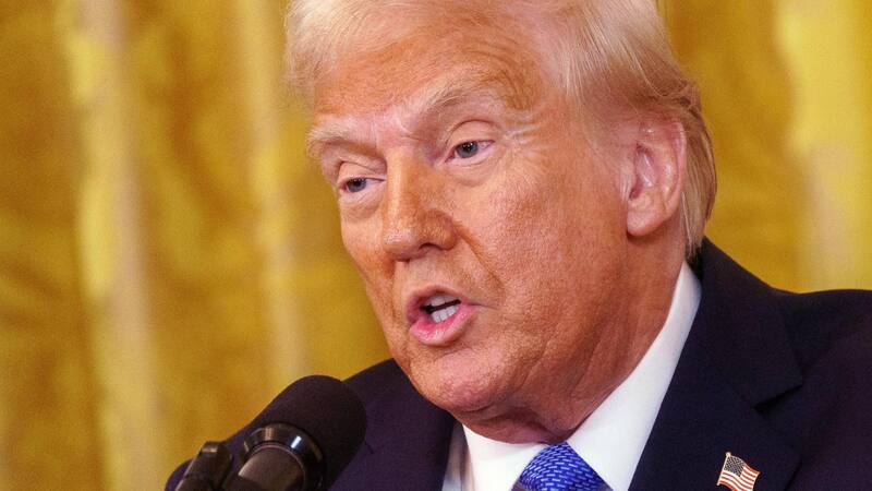A pesar de sus críticas hacia la inmigración indocumentada, Trump apoya la visa H-1B para quienes ingresan de manera legal. Foto: EFE