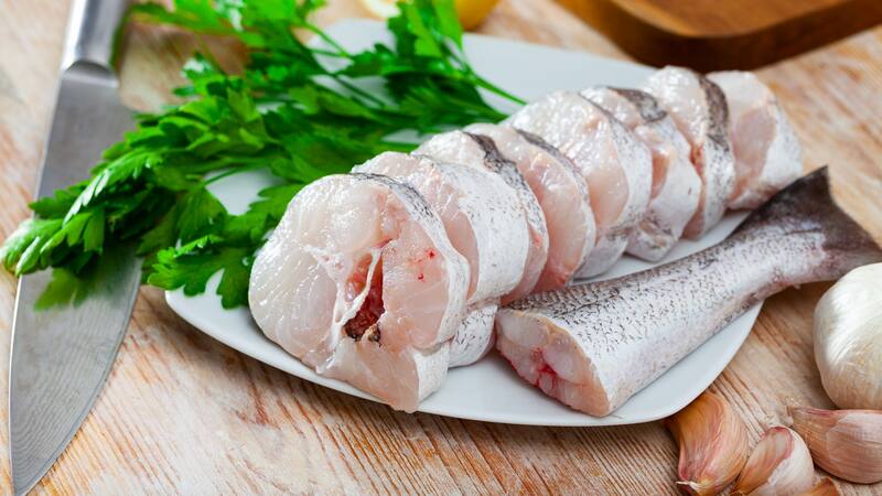 Emitieron una alerta por la presencia de un parásito en un pescado.