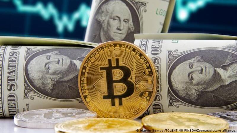 "El mundo está avanzando hacia un mayor uso de los pagos digitales y una versión digital oficial del dólar podría ayudar a salvaguardar su dominio", dijo la funcionaria.