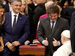 Milei participó de la canonización de la primera santa argentina: cómo fue su encuentro con el Papa