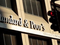 Standard & Poor´s sacó a la Argentina de la categoría de default selectivo, pero mantiene panorama negativo