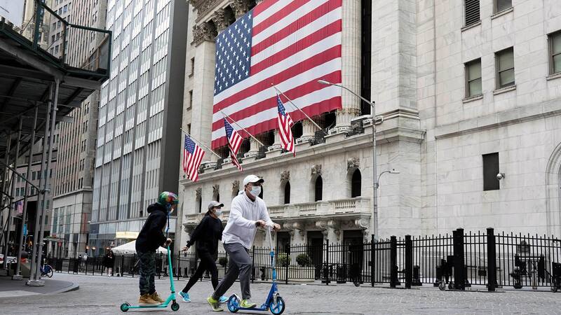 The Wall Street and New York Stock Exchange area remains quiet and still during Covid-19 - Corona pandemic stay at home orders Thursday April 16 2020 in New York NY. (Photo by Jonas Gustavsson/Sipa USA)No Use UK. No Use Germany.-GBROUT DEUOUT