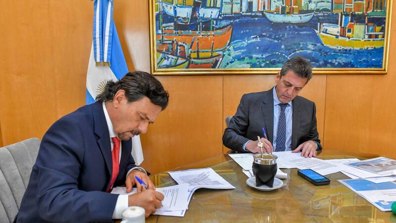 Sergio Massa junto a Gustavo Sáenz.