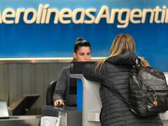 El Gobierno apunta contra los gremios aeronáuticos y se profundiza el conflicto: "El aumento que les podemos conceder es del 0%"