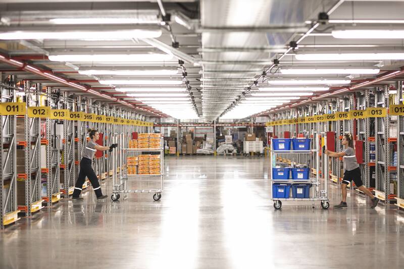 Para muchos jóvenes el Centro de Almacenamiento de Mercado Libre es su primer empleo