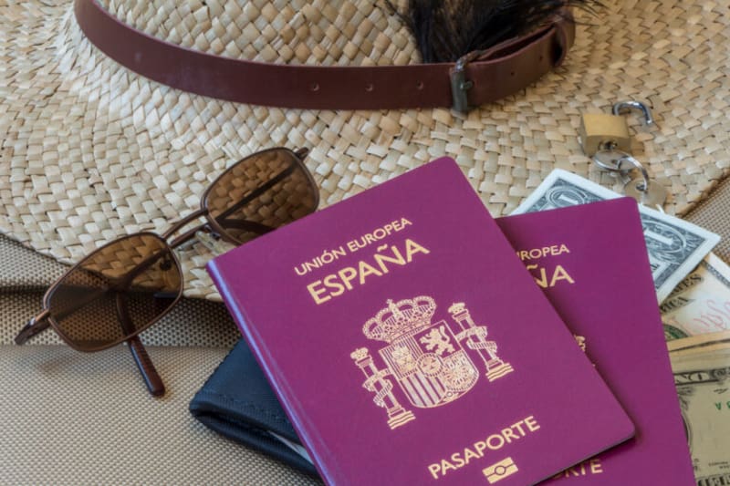 El pasaporte español permite circular por todos los países de la Unión Europea