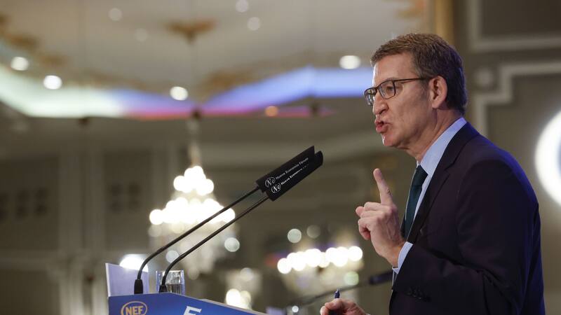 Feijóo acusa al PSOE de minimizar protagonismo judicial en elecciones del CGPJ.