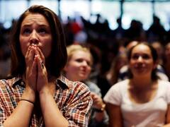 Hillary no reconoció la derrota y mandó a dormir a sus votantes