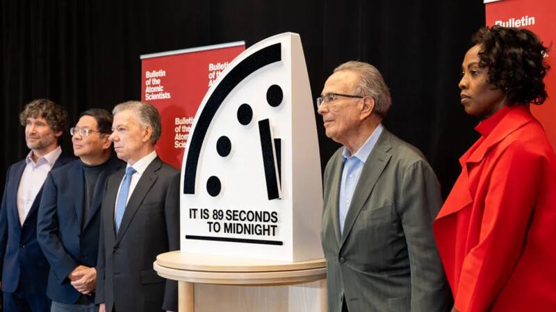 El Reloj del Juicio Final ha avanzado un segundo y actualmente marca 89 segundos antes de la medianoche.