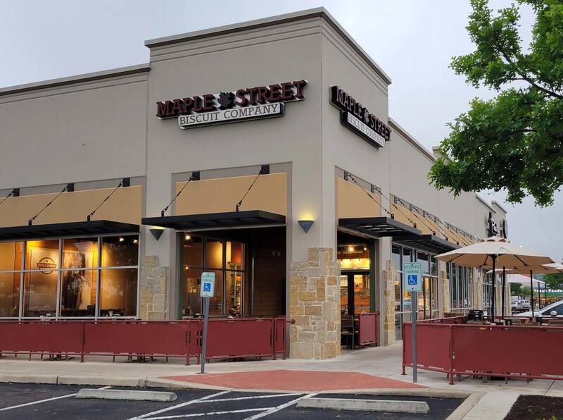 La reconocida cadena Cracker Barrel atraviesa un nuevo capítulo de reestructuración que impacta directamente en su marca adquirida hace pocos años: Maple Street Biscuit Company. Imagen: archivo.