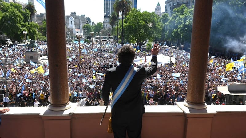 <div class="migrated-promo-image__description"><div class="migrated-promo-image__source">Fuente: Prensa Presidencia</div></div>