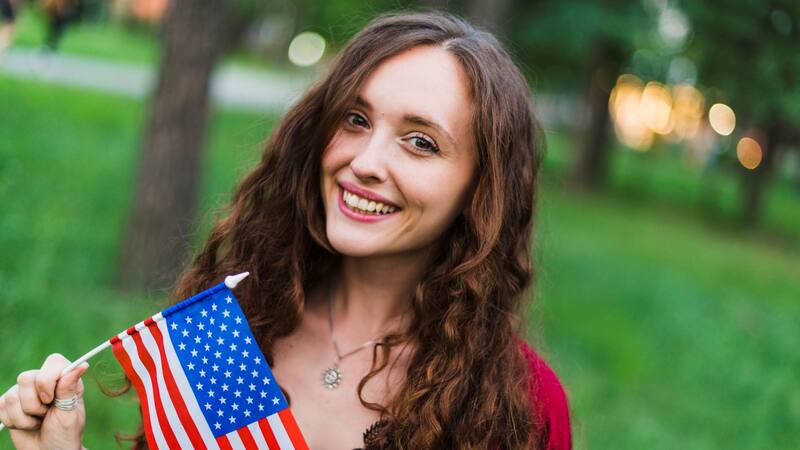 Si piensas tramitar tu Green Card en Estados Unidos, debes conocer el nuevo requisito que suma el trámite.