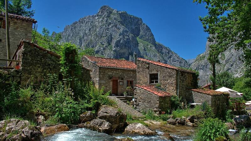 España tiene muchos pueblos bonitos cercanos a Madrid para escapadas soñadas.