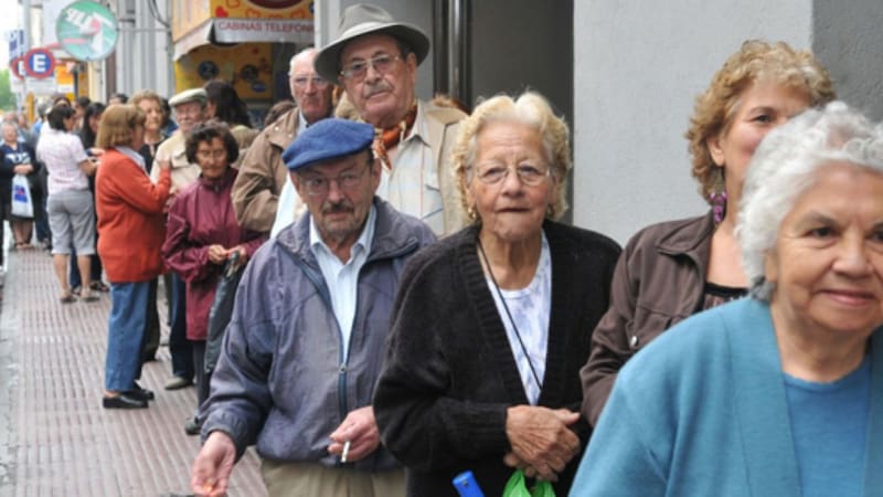 Los jubilados y pensionados de la ANSES tendrán un nuevo aumento en octubre 2024.